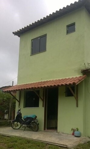 Fachada da propriedade