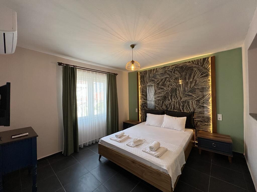 Premium Room | Desk, free WiFi, bed sheets