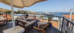 Deluxe Double Room | Terrace/patio - Alada Garden Otel (Bozcaada)