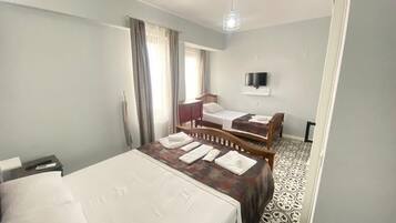 Standard-Dreibettzimmer