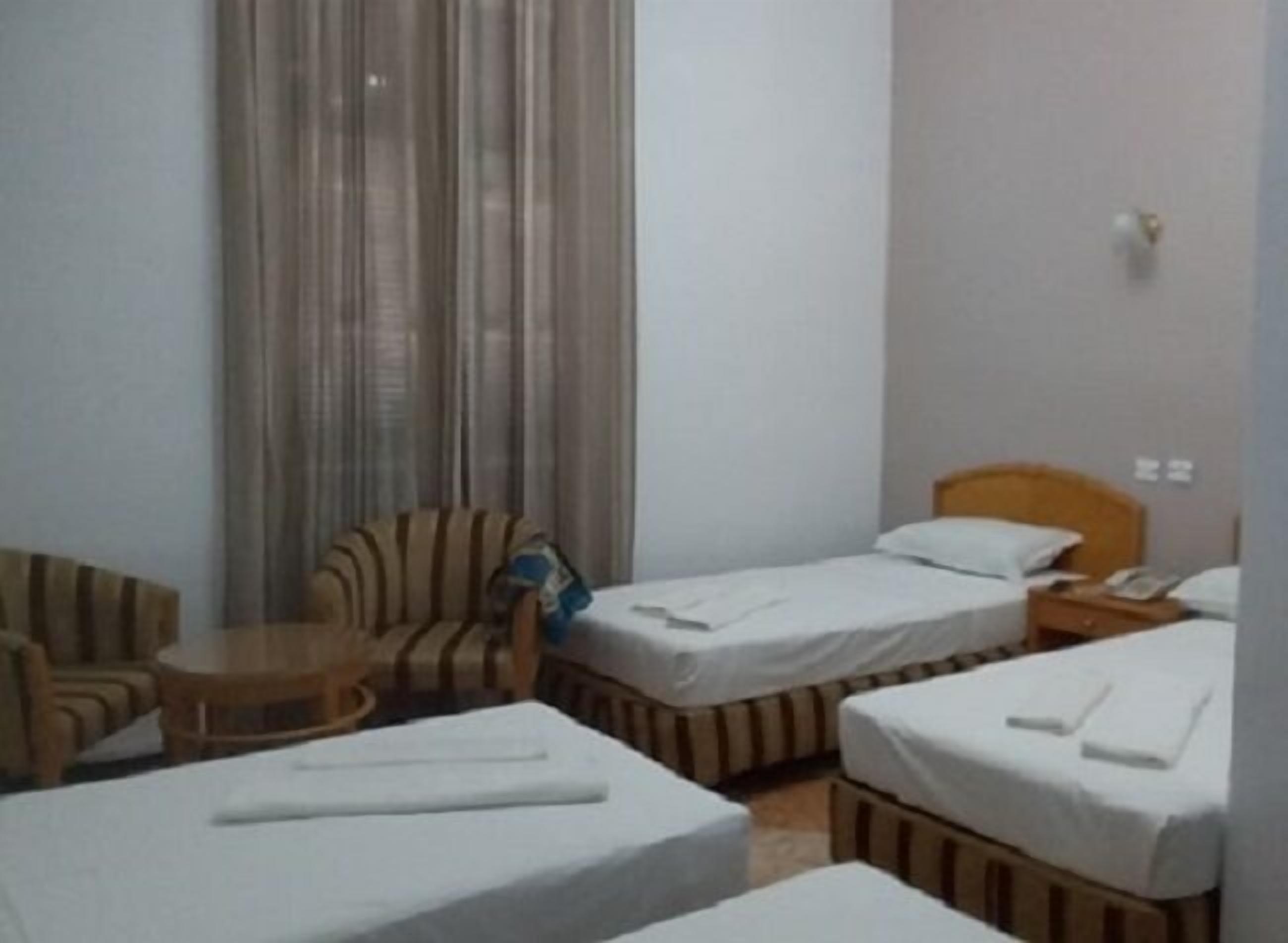 Chambre Quadruple Confort