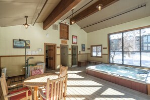 Interior - Beautiful 3 bedroom Condo close to Lift 7 (Telluride)