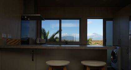 Surf highway coast house. ocean front bach