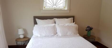 3 chambres, fer et planche Ă repasser, Wi-Fi gratuit, draps fournis