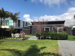 Exterior - The Beach Place - Papamoa Beach (Papamoa)