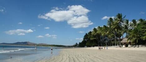 Sulla spiaggia, teli da spiaggia