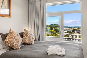 3 عدّة غرف نوم ومكتب ومكواة/لوح كي وواي فاي