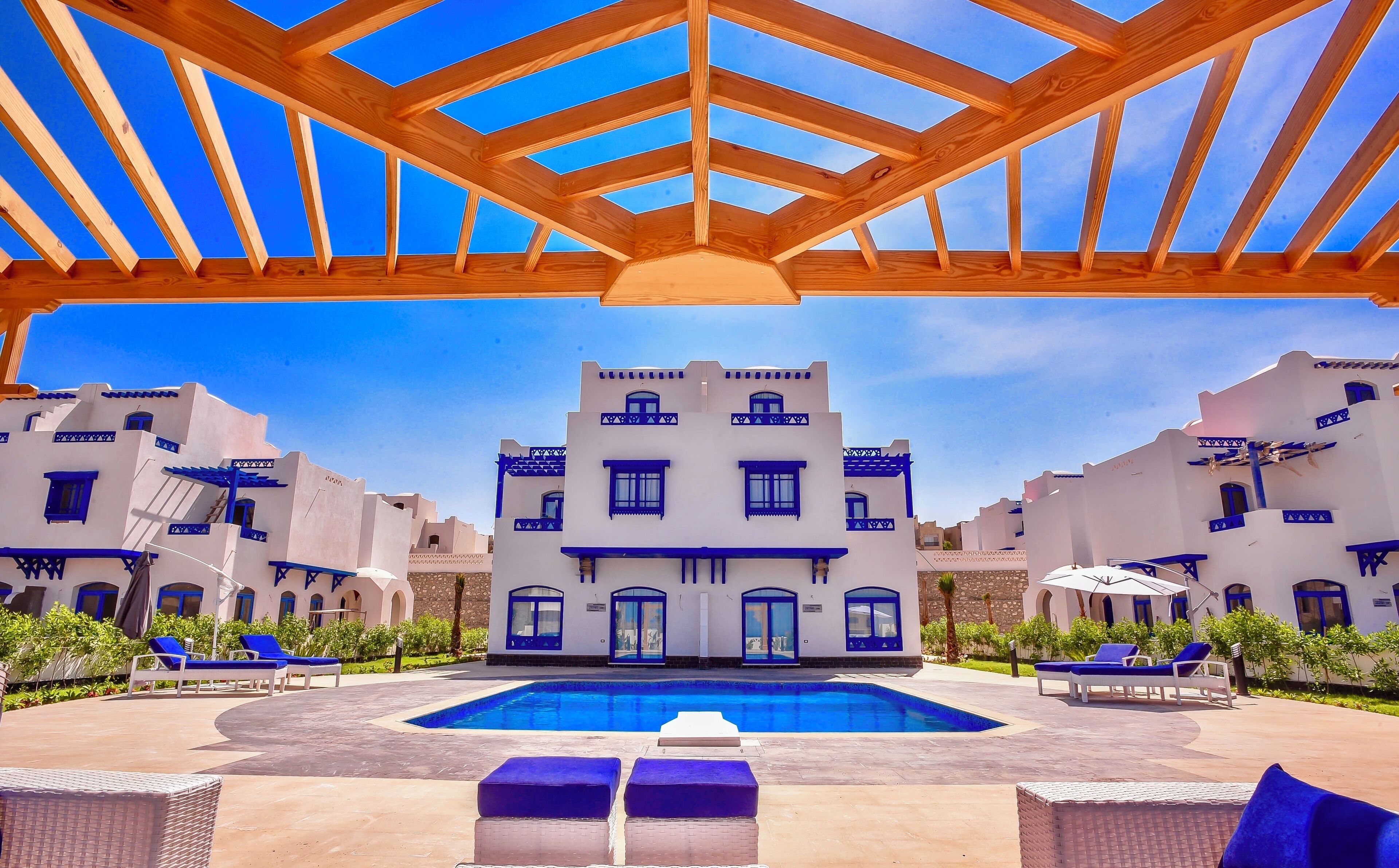 屋外プール、温水プール