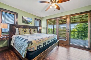 3 bedrooms, iron/ironing board, travel cot, free WiFi