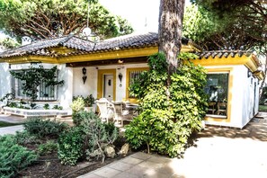 Exterior - Casa Luis. Andalus beach cottage. 200m to sea (Roche)