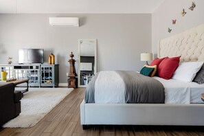 Ferros/tábuas de passar roupa, Wi-Fi, roupa de cama