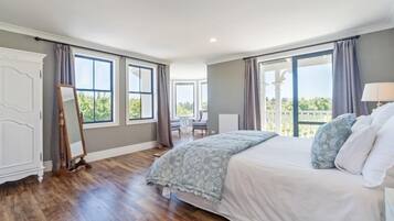 5 chambres, fer et planche à repasser, Wi-Fi gratuit, draps fournis