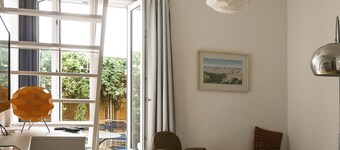 House in Joinville le Pont, duplex with its small private garden