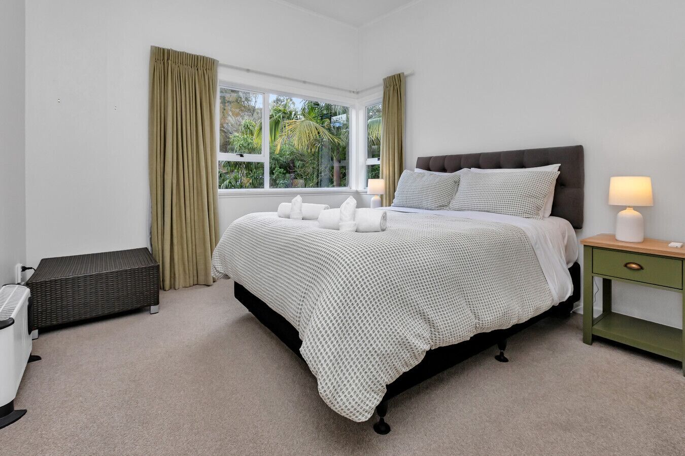 2 bedrooms, desk, iron/ironing board, free WiFi