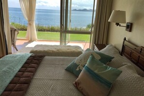 2 bedrooms, in-room safe, desk, iron/ironing board