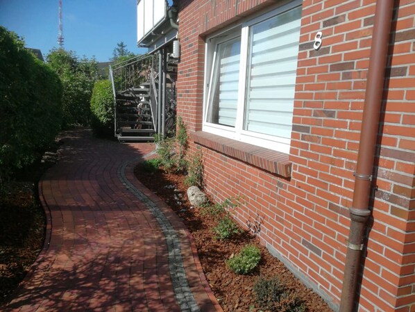 Exterior detail - Cheap pet-free apartment!Near south beach 7 min (Borkum)