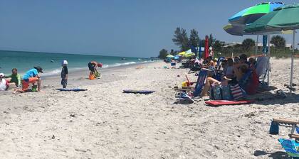 Bright & New Condo Steps Away from Beach and Bay