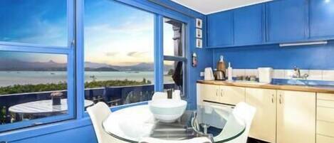 تناول الطعام