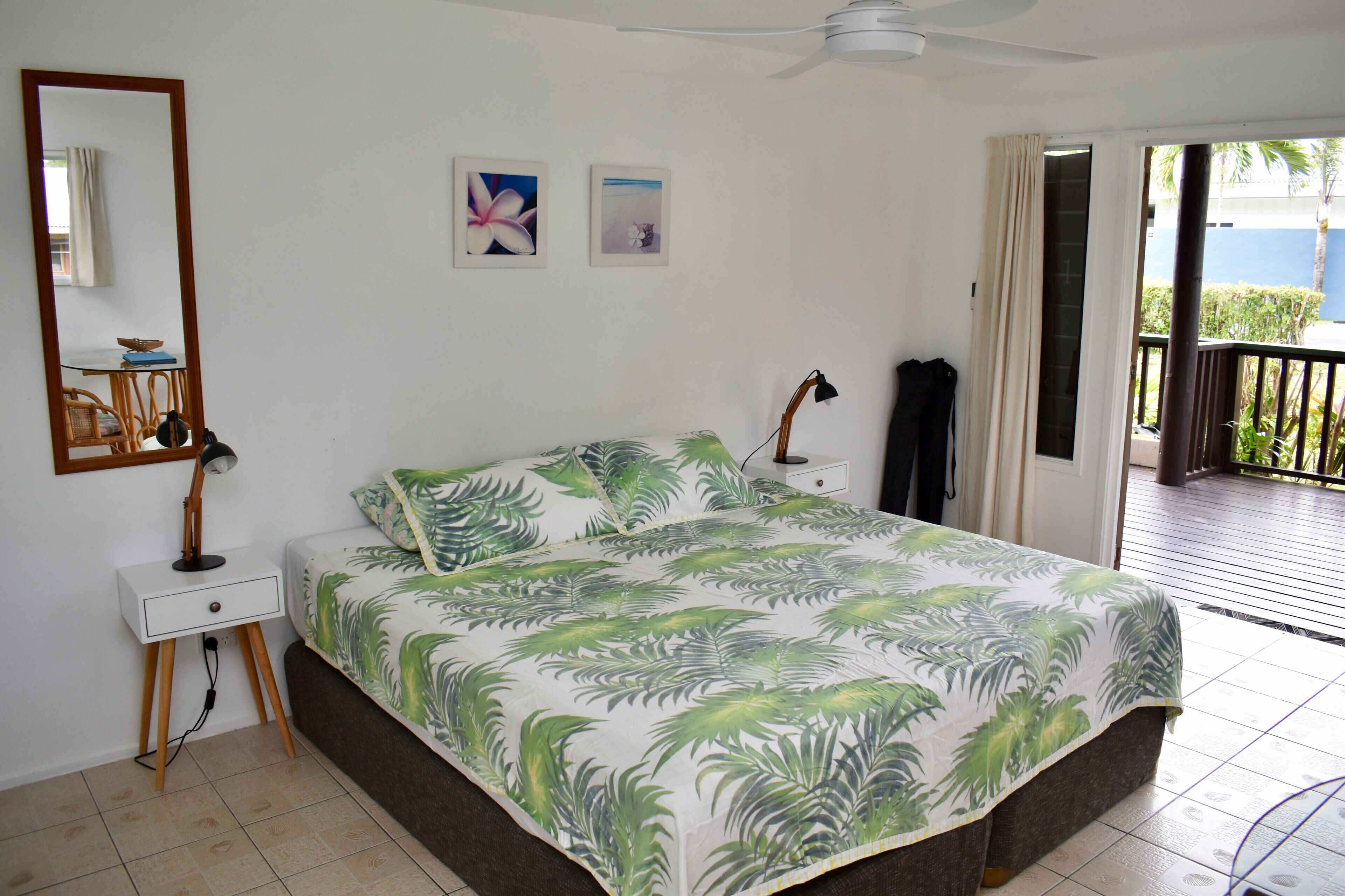 1 chambre, fer et planche à repasser, Wi-Fi, draps fournis