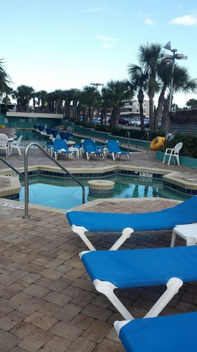 Ocean View Studio at the OceanFront Landmark Resort with awesome water amenities