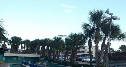 Ocean View Studio at the OceanFront Landmark Resort with awesome water amenities