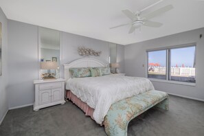 2 bedrooms, bed sheets