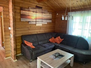 Fernseher, Tischtennisplatte