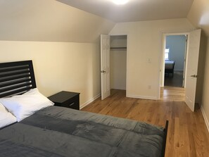 1 غرفة نوم ومكواة/لوح كي وواي فاي مجانًا وملاءات أسرّة