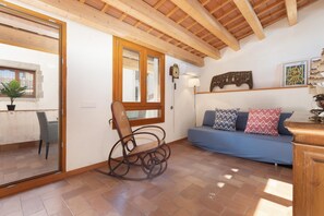 TV, fireplace - NICE APARTMENT CLOSE TO THE CASTLE (Tossa de Mar)