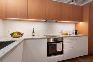Fridge, oven, coffee/tea maker, toaster - NICE APARTMENT CLOSE TO THE CASTLE (Tossa de Mar)