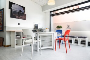 Télévision à écran plat