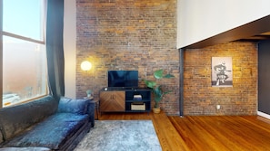 Living area - Steps from Broadway - The Lofts @ 109 Unit 5, Steps from Broadway - The Lofts @ 107 - Unit 5 (Nashville)