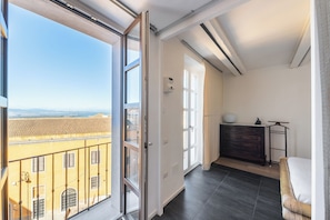 Interior - Martini Time, panoramic terrace on the castle walls (Cagliari)