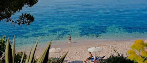Sun loungers, beach towels