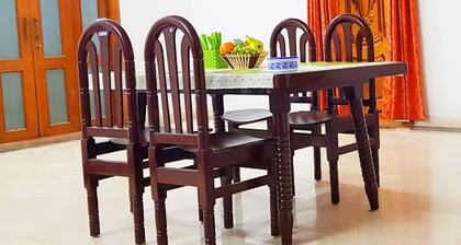 Verrückte Häuser in Madurai Gracious Rooms Stay