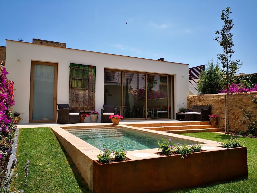 Can Liret Hotel by null