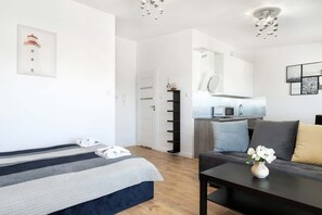 Bügeleisen/Bügelbrett, WLAN, Bettwäsche