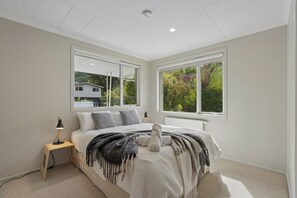 3 bedrooms, iron/ironing board, WiFi