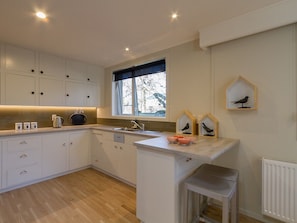 Kühlschrank, Ofen, Geschirrspüler, Toaster
