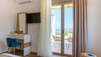 1 bedroom, in-room safe, iron/ironing board, WiFi