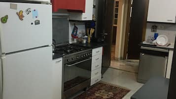 Loft, 4 Bedrooms | Private kitchen