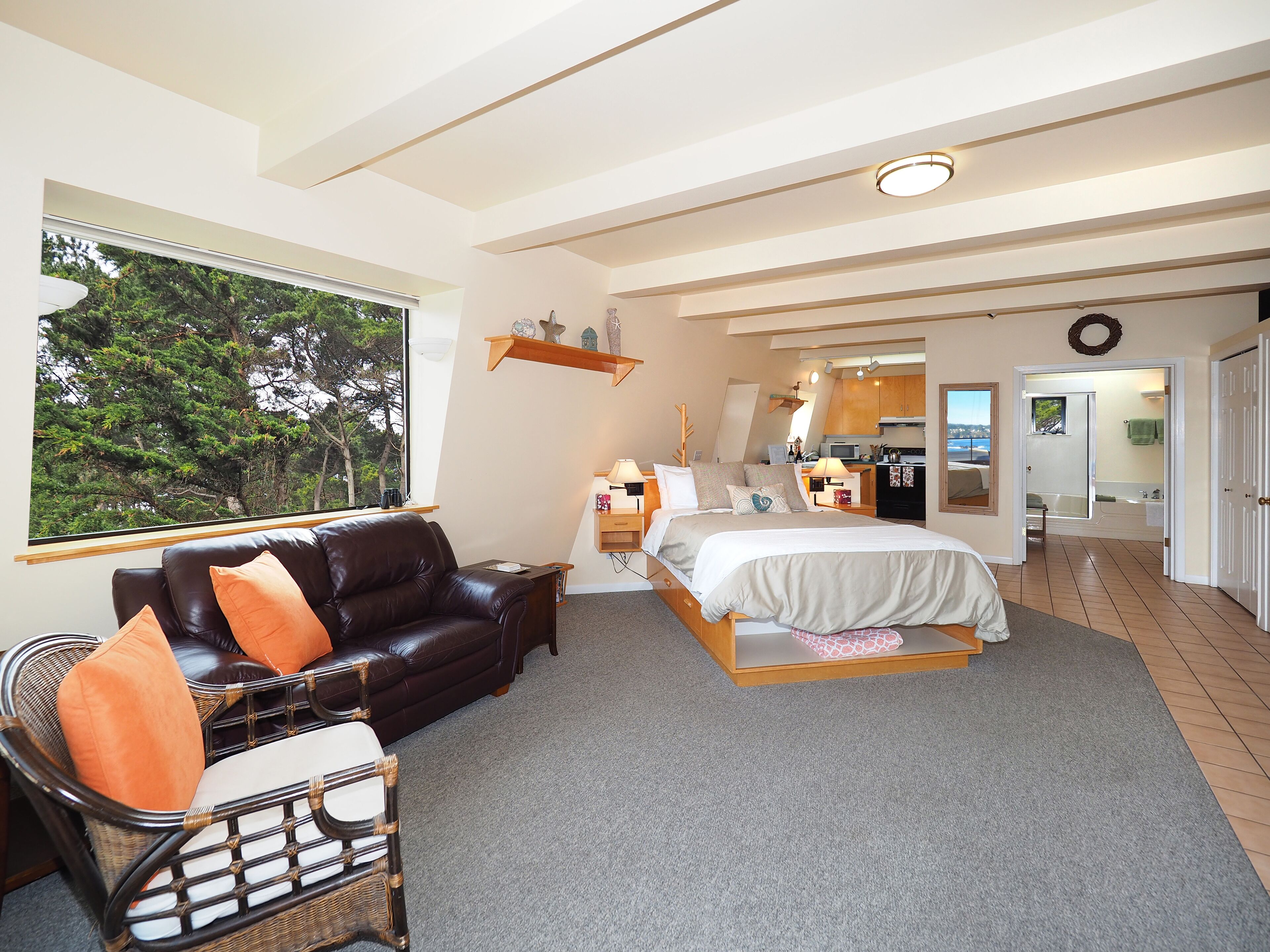 1 chambre, bureau, fer et planche à repasser, Wi-Fi gratuit
