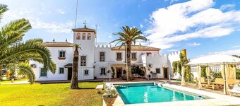 Typical Sevillian Hacienda El Corchuelo in Marchena.