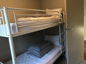 2 chambres, fer et planche à repasser, Wi-Fi gratuit