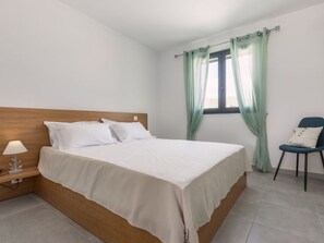2 Schlafzimmer, Zimmersafe, Bügeleisen/Bügelbrett, Reisekinderbett