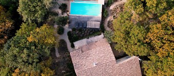 Farmhouse for 6 people with heated swimming pool, jacuzzi, sauna south of France