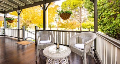 Maakunnan ylellisyys omassa yksityis-, perhe- ja lemmikkiystävällisessä kodissasi