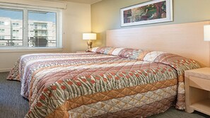 2 bedrooms, in-room safe, iron/ironing board, WiFi - Beachfront Resort on the Promenade w/Ocean Views, Heated Pool and Amenities!  (Seaside)