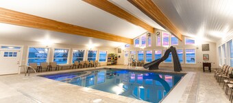 Bear Lake Gathering House - Grande piscine intérieure privée et SLIDE - peut accueillir jusqu'à 30!