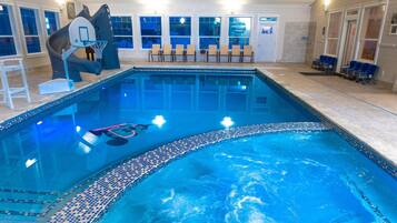 Piscina interna, piscina aquecida